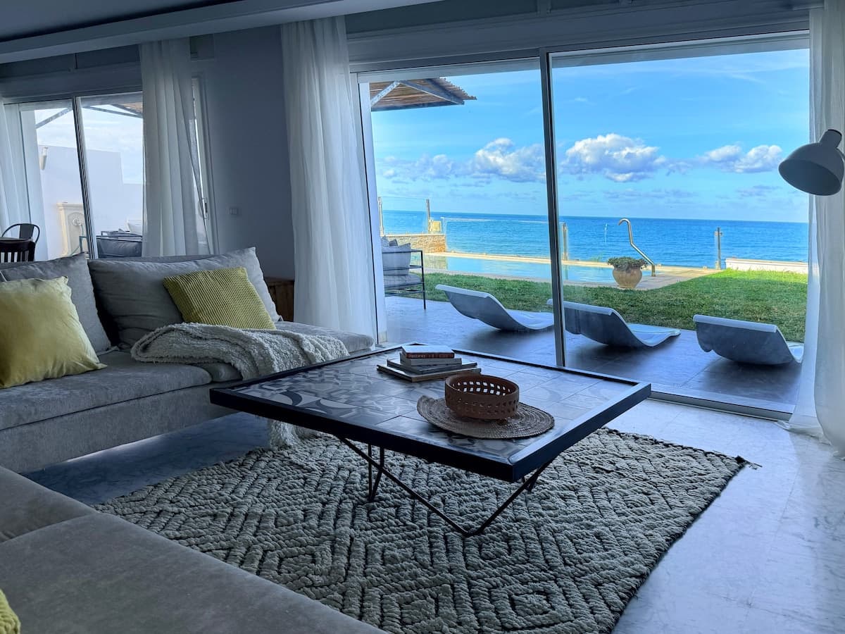 Stairs to Marsa beach, 4 rooms with pool - image 2