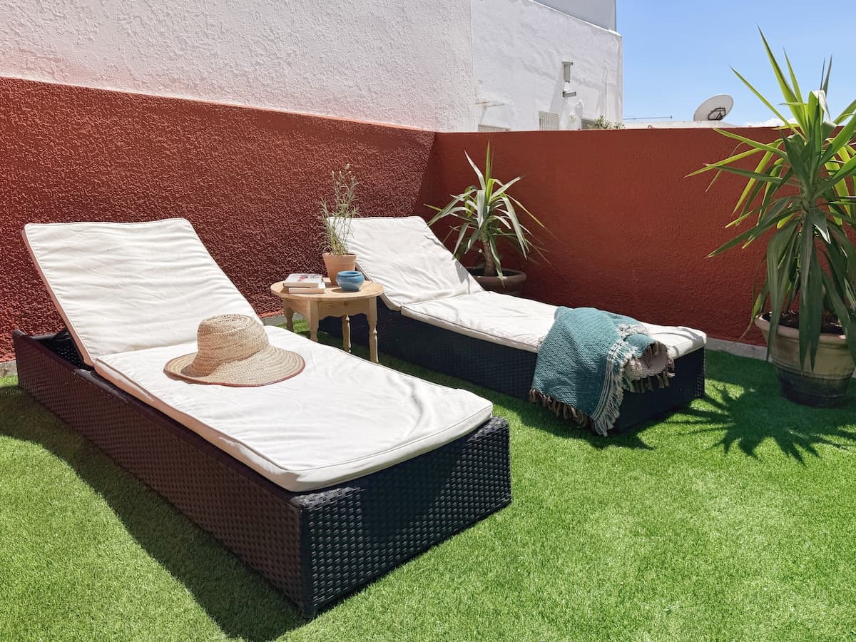 Sunny terrace in the centre of Marsa Plage — Marsa Plage · Photo 25