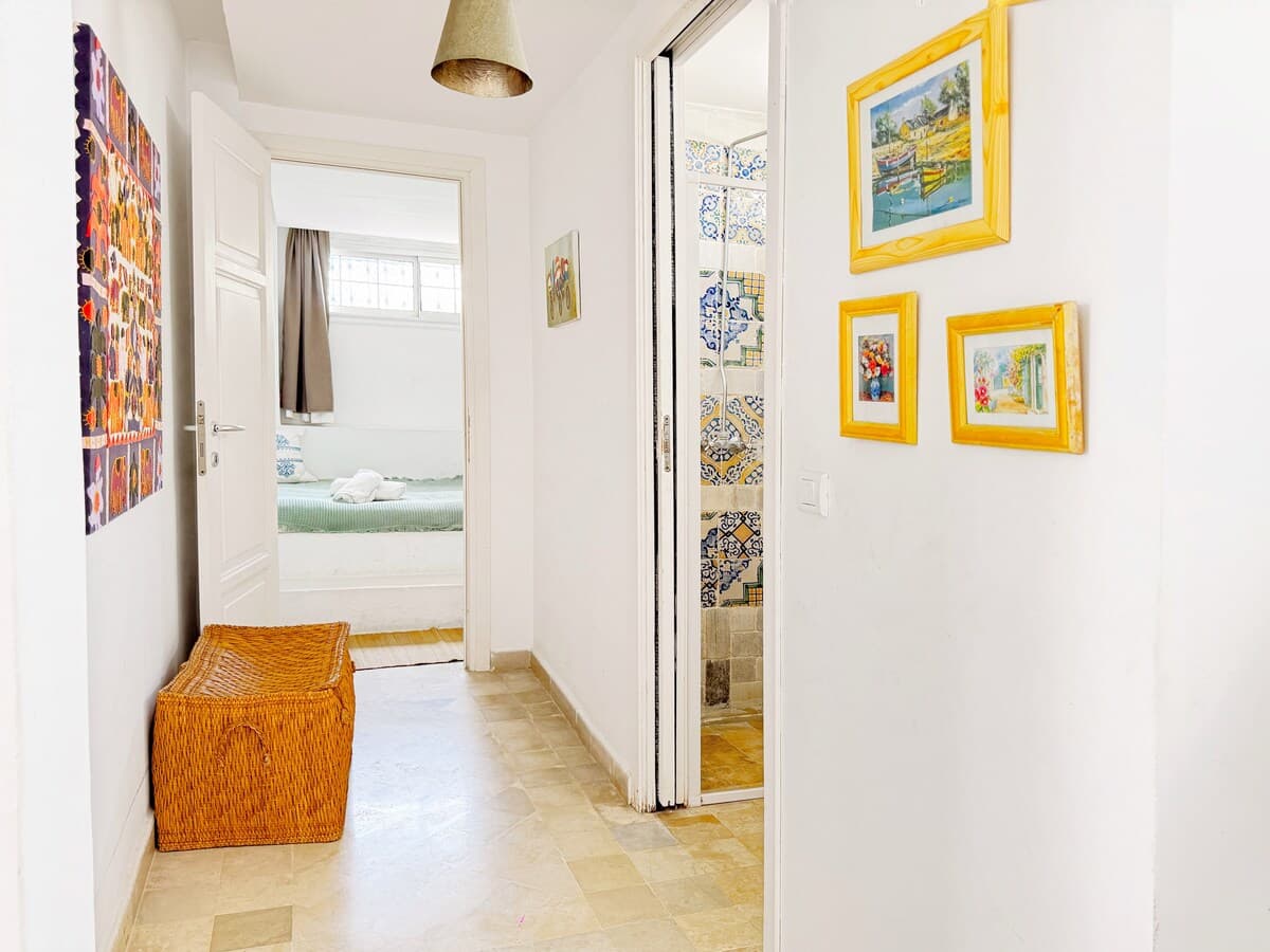 Galerie en bord de mer — Marsa Corniche · Photo 13