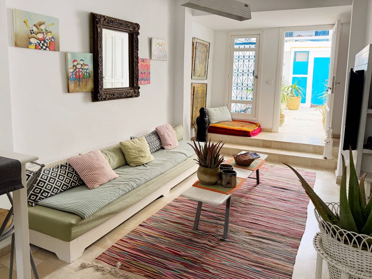 Galerie en bord de mer - image 2